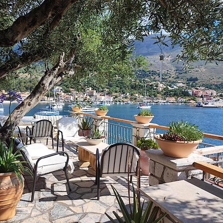 Waterside Apartments Agia Efimia Exterior photo
