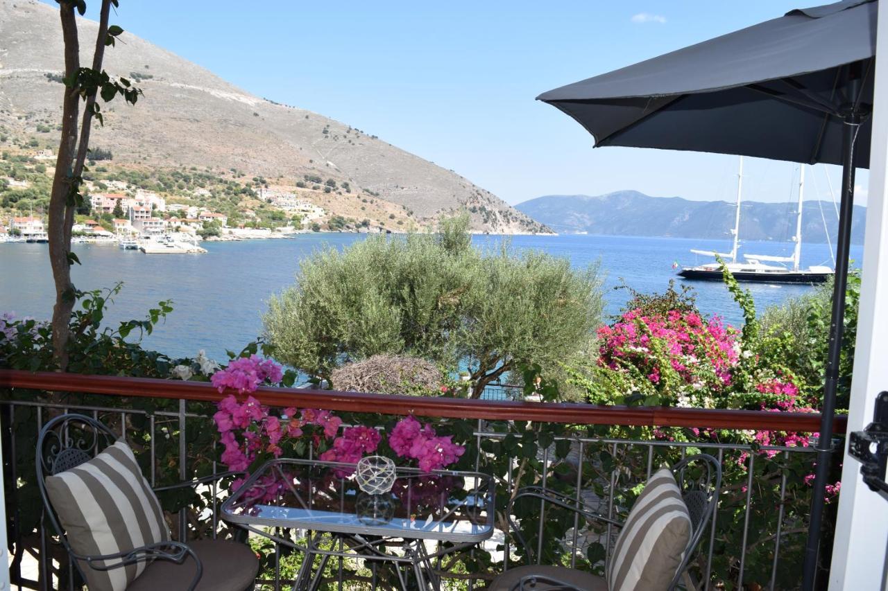 Waterside Apartments Agia Efimia Exterior photo