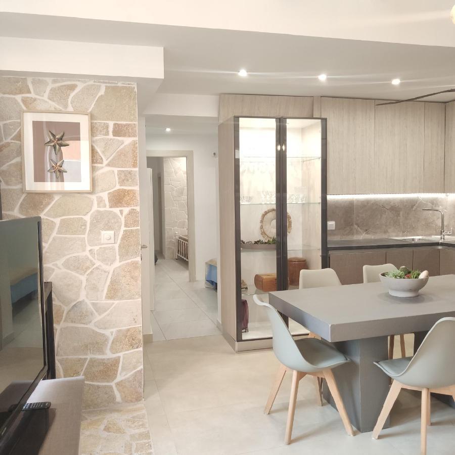 Waterside Apartments Agia Efimia Exterior photo