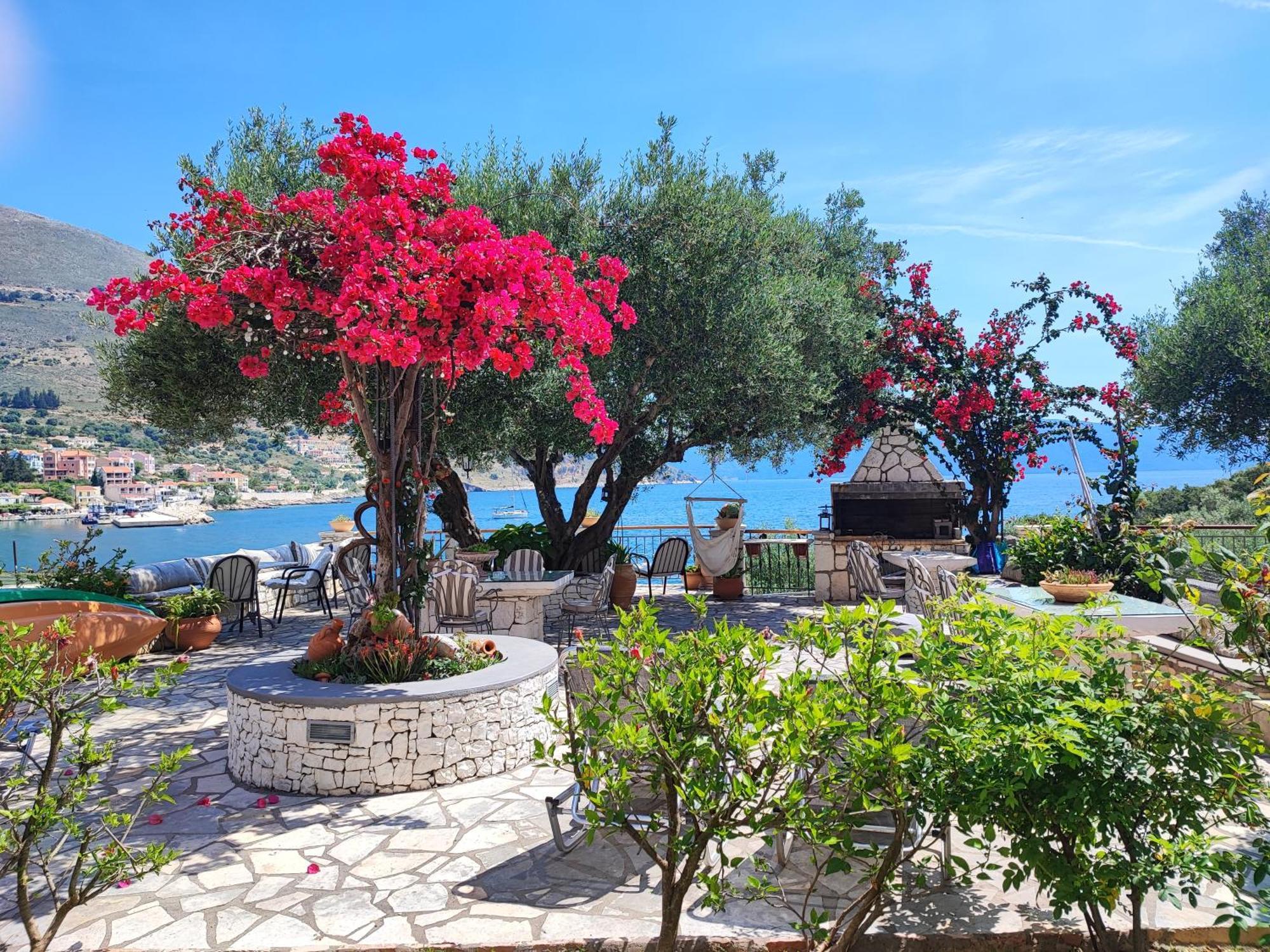 Waterside Apartments Agia Efimia Exterior photo