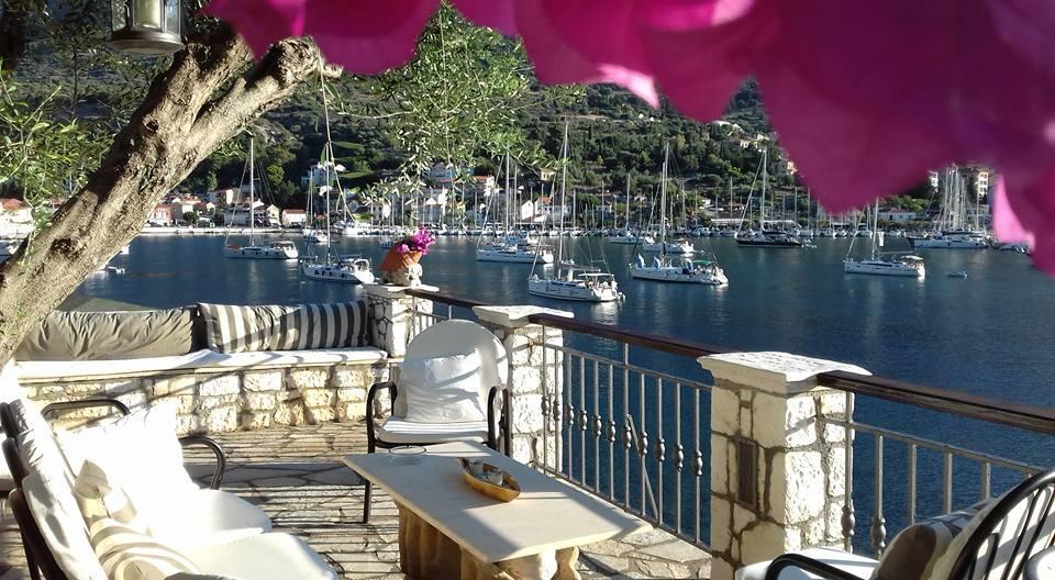 Waterside Apartments Agia Efimia Exterior photo