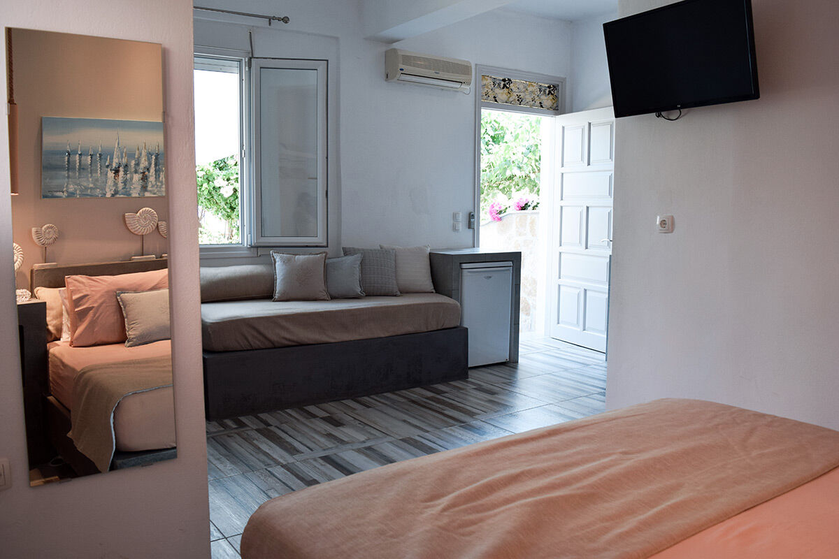 Waterside Apartments Agia Efimia Room photo