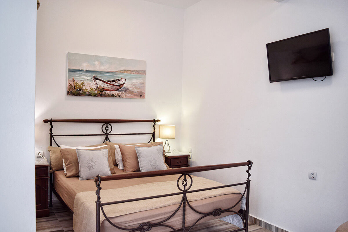 Waterside Apartments Agia Efimia Room photo